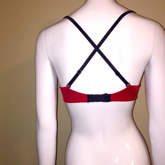 Victoria’s Secret, very sexy push up, bra size 32D - Picture 4 of 7